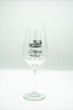 Lade das Bild in den Galerie-Viewer, Stielglas Weingut Zipse mit 0,1 l und 0,25 l Eichstrich
